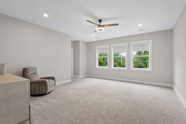 3821 Oaklawn Drive, Fort Worth, TX 76107