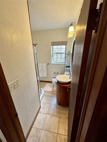 4244 E SOUTH SHORE Drive, Harborcreek, PA 16511