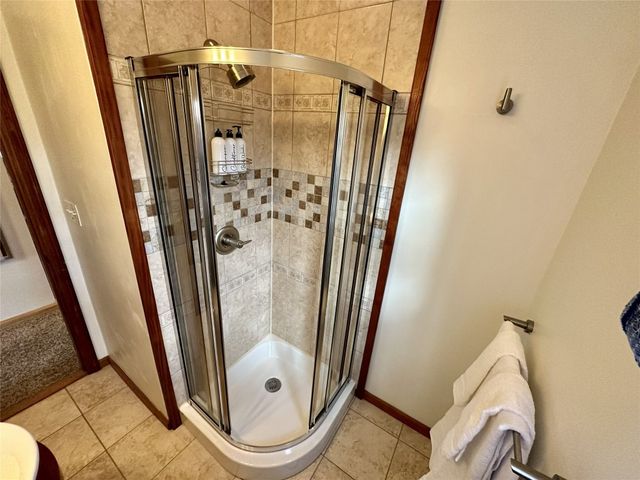 4244 E SOUTH SHORE Drive, Harborcreek, PA 16511