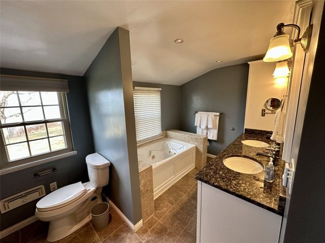 4244 E SOUTH SHORE Drive, Harborcreek, PA 16511