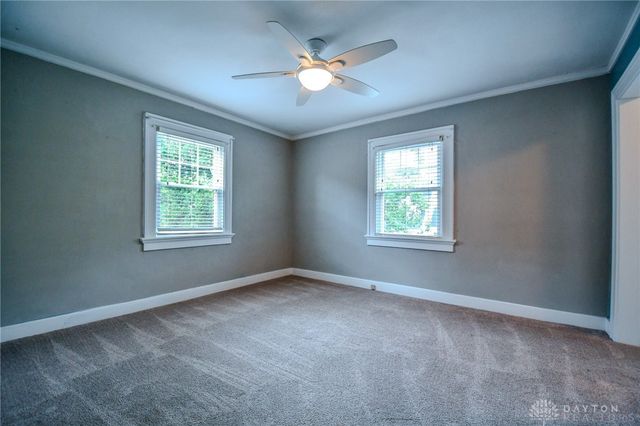 15 Lonsdale Avenue, Oakwood, OH 45419