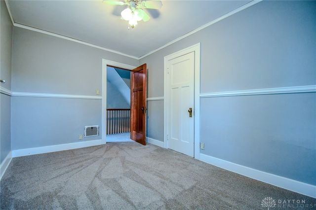 15 Lonsdale Avenue, Oakwood, OH 45419