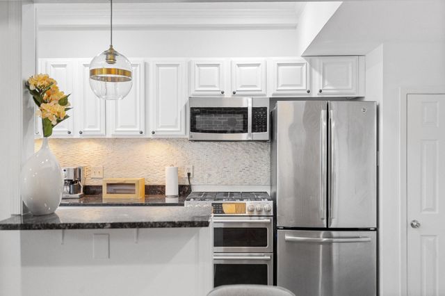 245 ROCK CREEK CHURCH RD NW, Washington, DC 20011