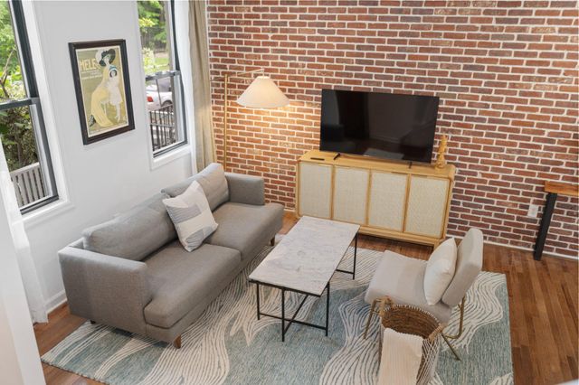 245 ROCK CREEK CHURCH RD NW, Washington, DC 20011