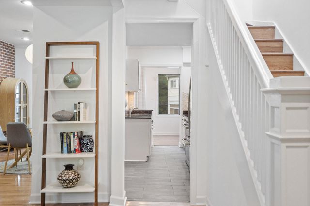 245 ROCK CREEK CHURCH RD NW, Washington, DC 20011
