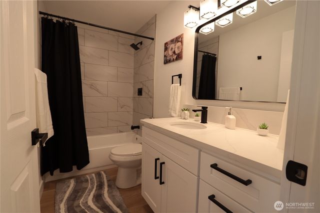 8801 SW Custer Road, Lakewood, WA 98499