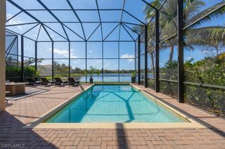 13905 Luna DR, Naples, FL 34109