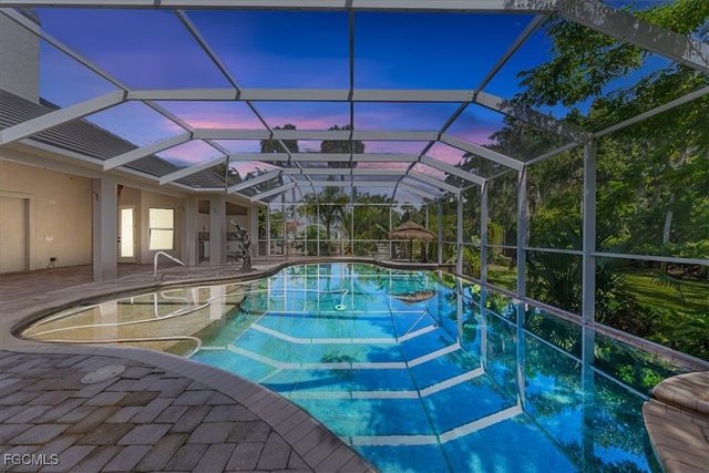 12800 Treeline CT, North Fort Myers, FL 33903