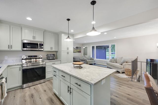 1701 W River Street, Monticello, MN 55362