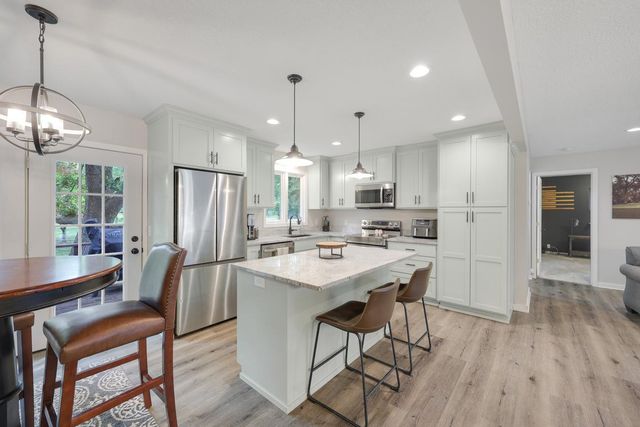 1701 W River Street, Monticello, MN 55362