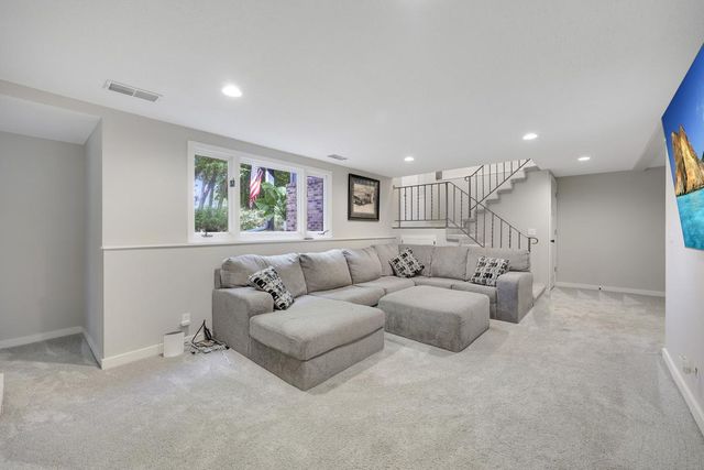 1701 W River Street, Monticello, MN 55362