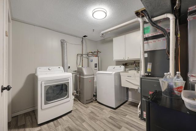 1701 W River Street, Monticello, MN 55362