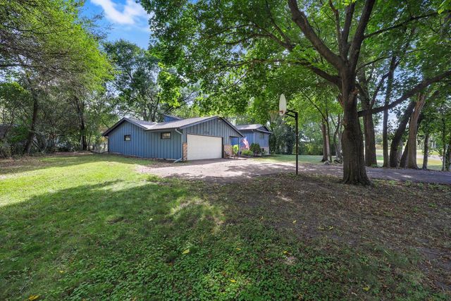 1701 W River Street, Monticello, MN 55362
