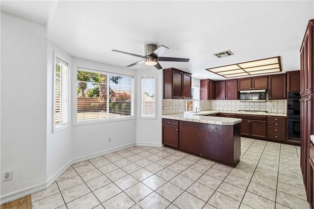 41519 W 51st W, Quartz Hill, CA 93536