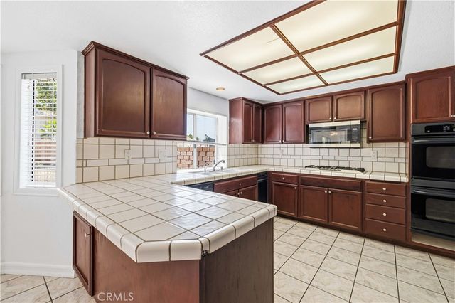 41519 W 51st W, Quartz Hill, CA 93536