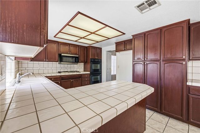 41519 W 51st W, Quartz Hill, CA 93536