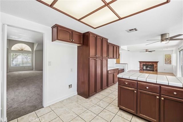 41519 W 51st W, Quartz Hill, CA 93536