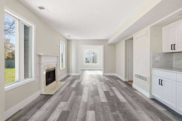 1101 Ashford Lane, Westmont, IL 60559