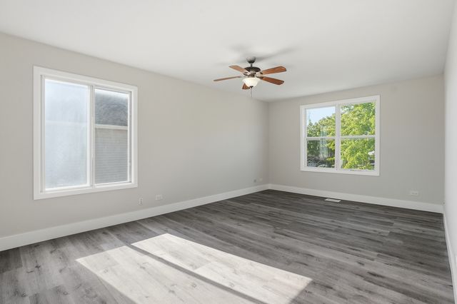 1101 Ashford Lane, Westmont, IL 60559