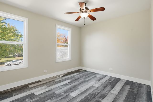 1101 Ashford Lane, Westmont, IL 60559