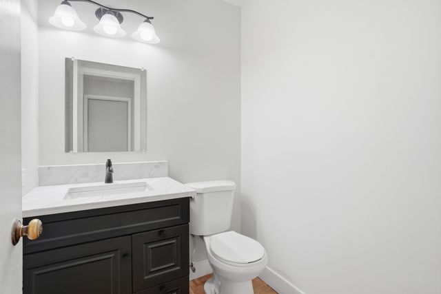 1101 Ashford Lane, Westmont, IL 60559