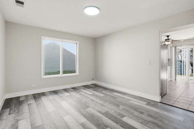 1101 Ashford Lane, Westmont, IL 60559