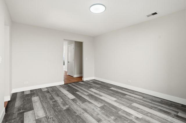 1101 Ashford Lane, Westmont, IL 60559