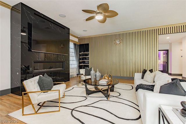 9498 Malasana Court, Las Vegas, NV 89147