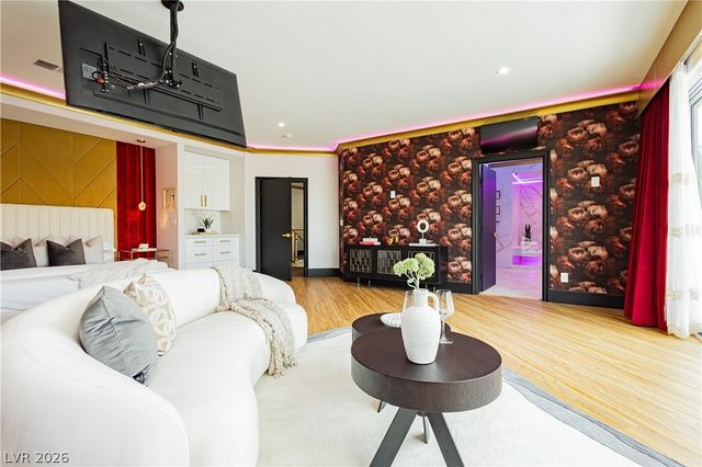 9498 Malasana Court, Las Vegas, NV 89147