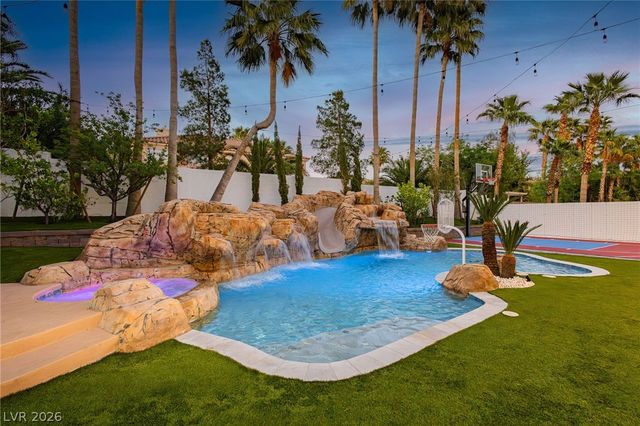 9498 Malasana Court, Las Vegas, NV 89147