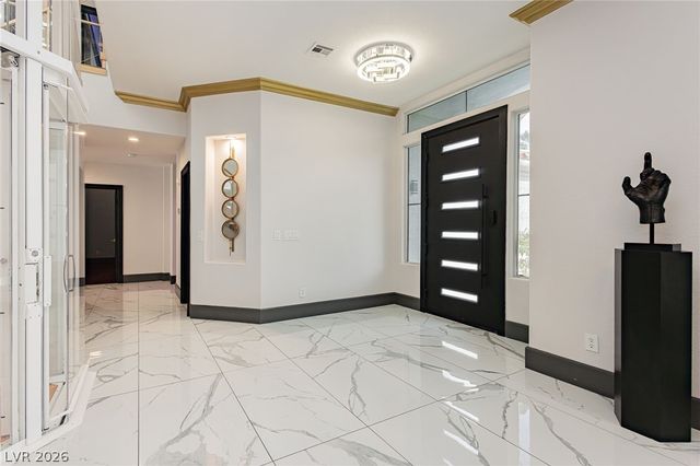 9498 Malasana Court, Las Vegas, NV 89147