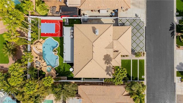 9498 Malasana Court, Las Vegas, NV 89147