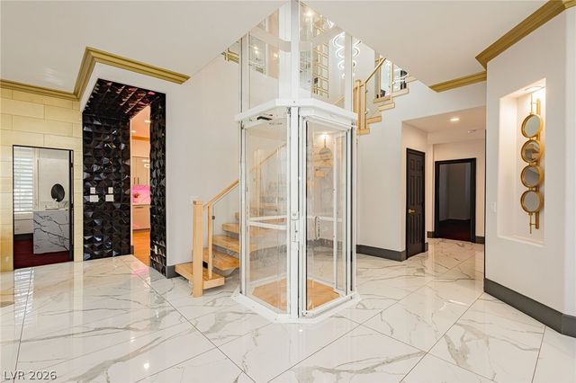 9498 Malasana Court, Las Vegas, NV 89147