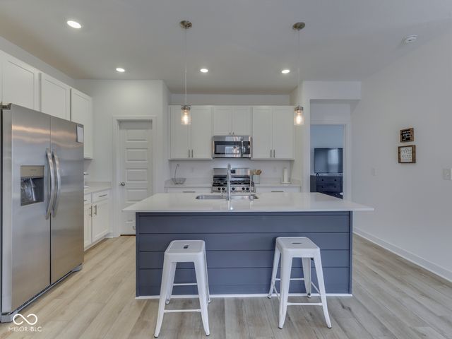 1567 Mitis Street, Greenwood, IN 46143