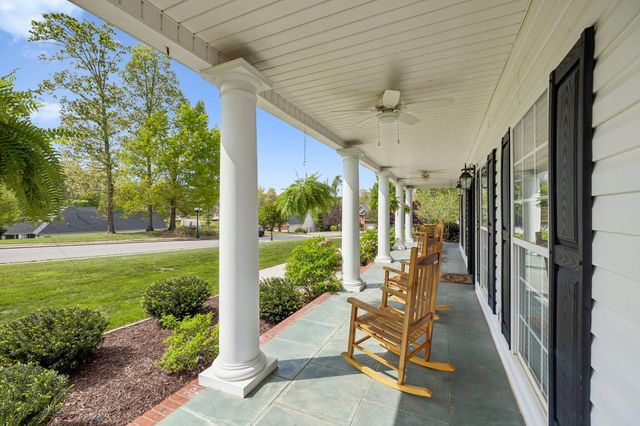 940 Brandy Way, Soddy Daisy, TN 37379