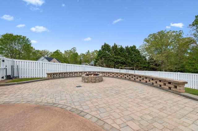 940 Brandy Way, Soddy Daisy, TN 37379