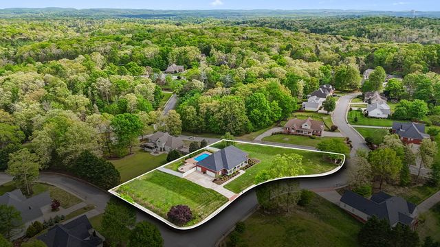 940 Brandy Way, Soddy Daisy, TN 37379