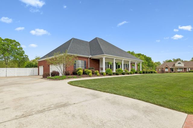 940 Brandy Way, Soddy Daisy, TN 37379