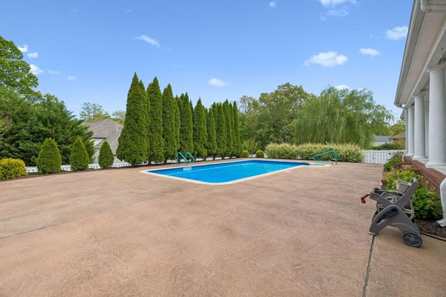 940 Brandy Way, Soddy Daisy, TN 37379