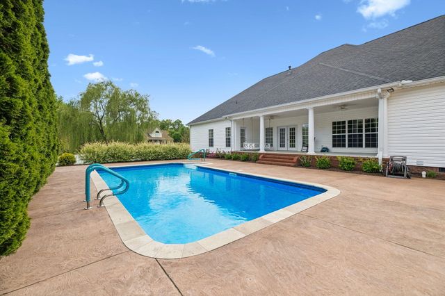 940 Brandy Way, Soddy Daisy, TN 37379