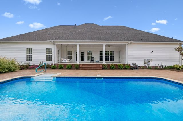 940 Brandy Way, Soddy Daisy, TN 37379