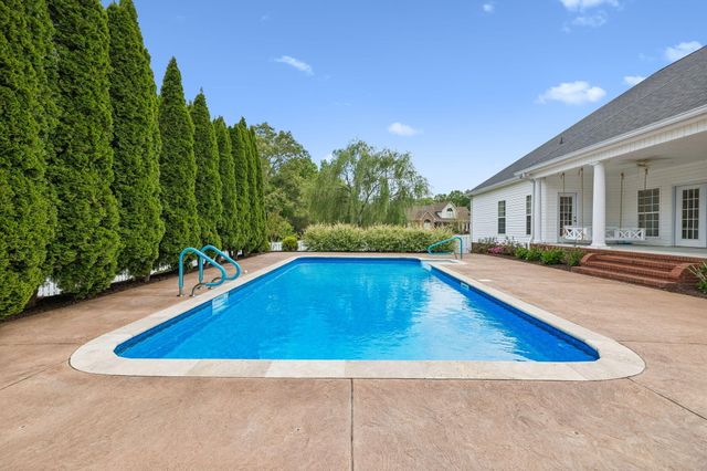 940 Brandy Way, Soddy Daisy, TN 37379