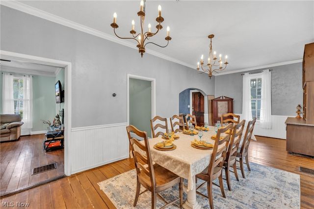 33932 Roberts Road, Eastlake, OH 44095