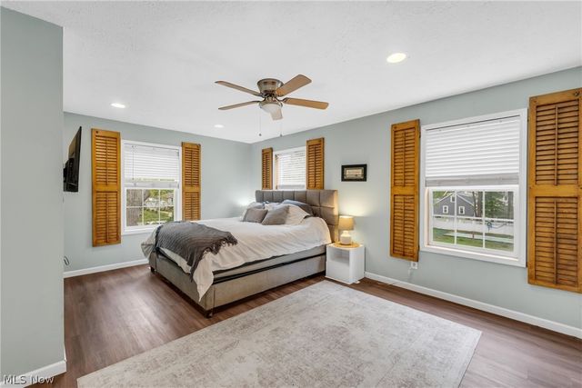 33932 Roberts Road, Eastlake, OH 44095