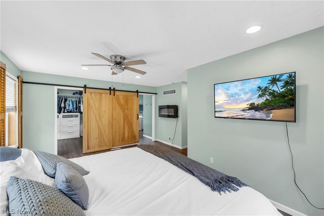33932 Roberts Road, Eastlake, OH 44095