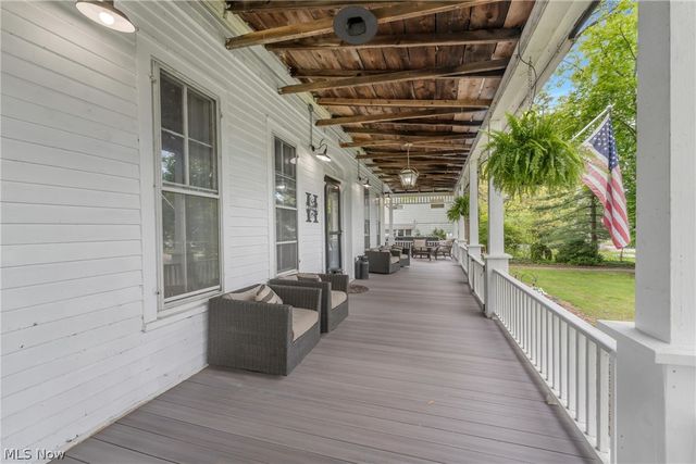 33932 Roberts Road, Eastlake, OH 44095