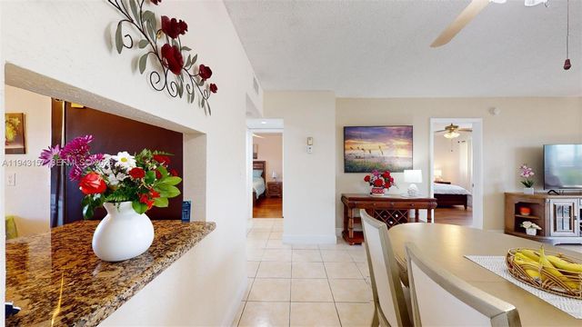 7877 Golf Cir Drive 304, Margate, FL 33063