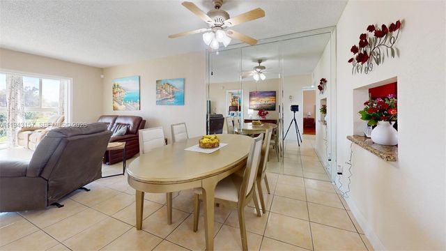 7877 Golf Cir Drive 304, Margate, FL 33063