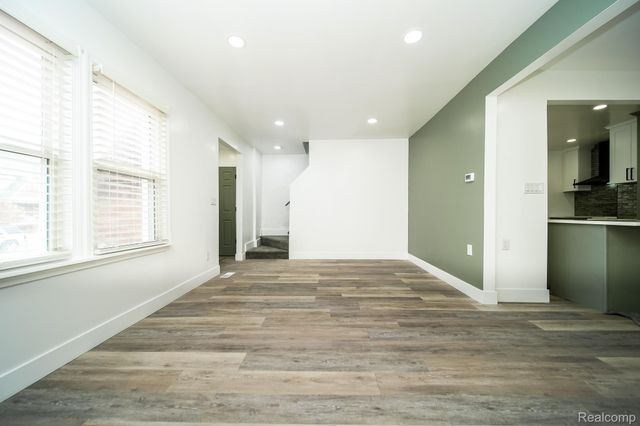 16240 Washburn Street, Detroit, MI 48221