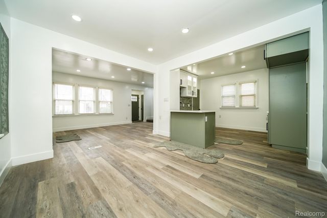 16240 Washburn Street, Detroit, MI 48221